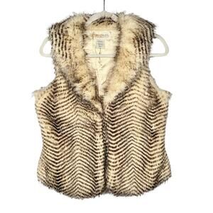 Francesca’s Faux Fur Vest Boho Chevron Small